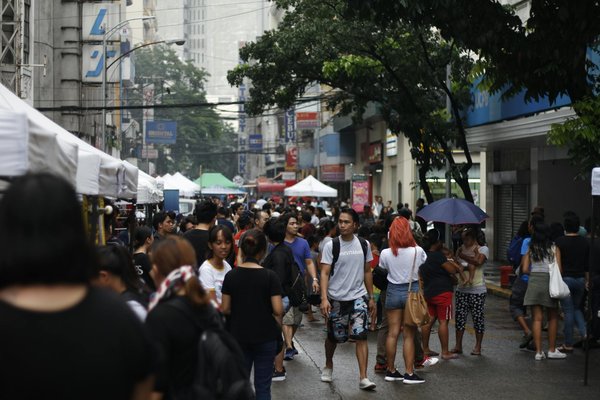 Stratégies innovantes des centres de santé pour attirer et fidéliser les talents : découvrez comment !